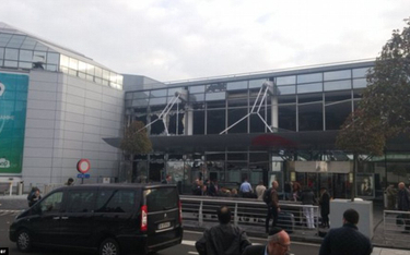 Relacja: Zamachy w Brukseli. Wybuchy na lotnisku. Eksplozja w metrze