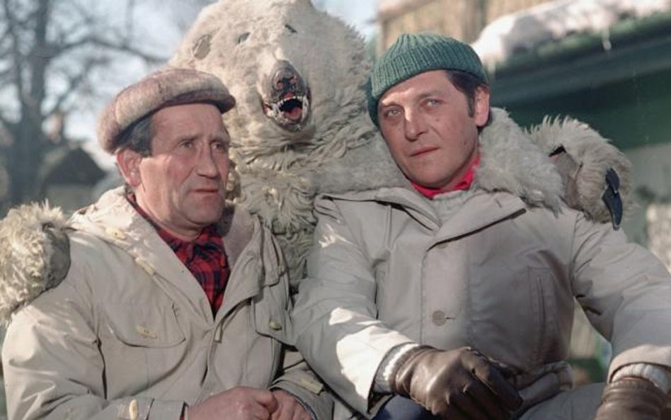 Jan Himilsbach i Zdzisław Maklakiewicz w filmie „Jak to się robi” Andrzeja Kondratiuka, 1973 rok