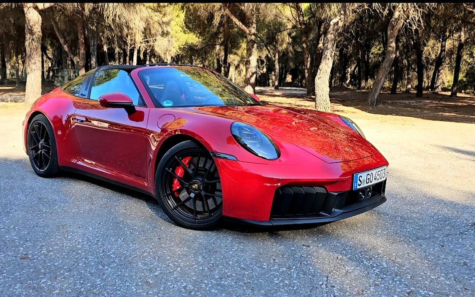 Porsche 911 GTS t-hybrid po raz pierwszy otrzymało zupełnie nowy rodzaj napędu