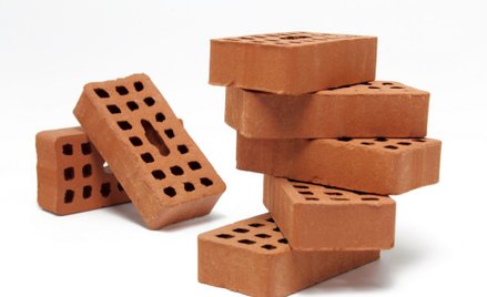 Chiny: Produkowali cegły, zapłacą im w cegłach