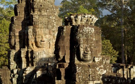 Świątynia-mauzoleum Bajon i jej 216 cyklopowych oblicz bóstwa