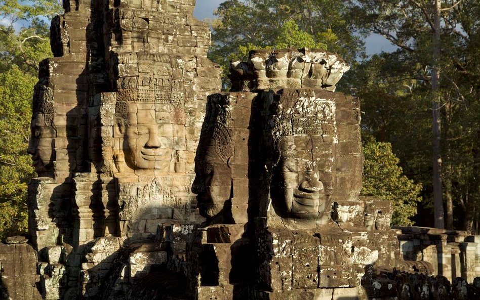 Świątynia-mauzoleum Bajon i jej 216 cyklopowych oblicz bóstwa