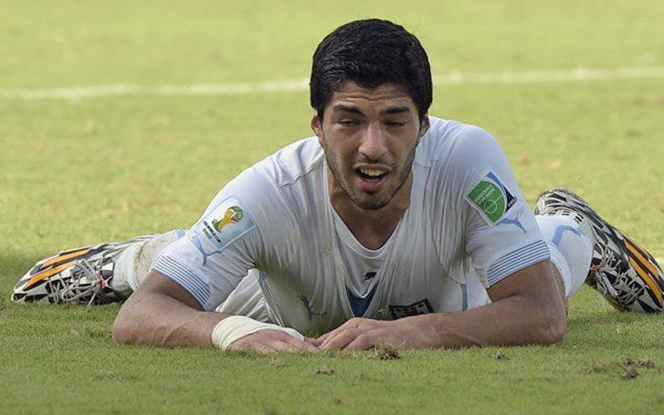 Luis Suarez wróci na boisko dopiero pod koniec października