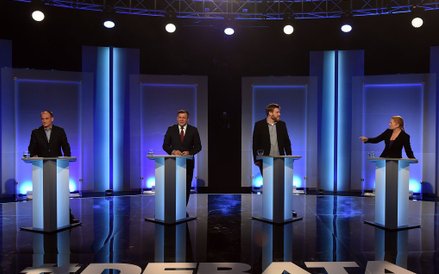 Paweł Kukiz, Janusz Piechociński, Adrian Zandberg i Barbara Nowacka podczas debaty liderów partii.