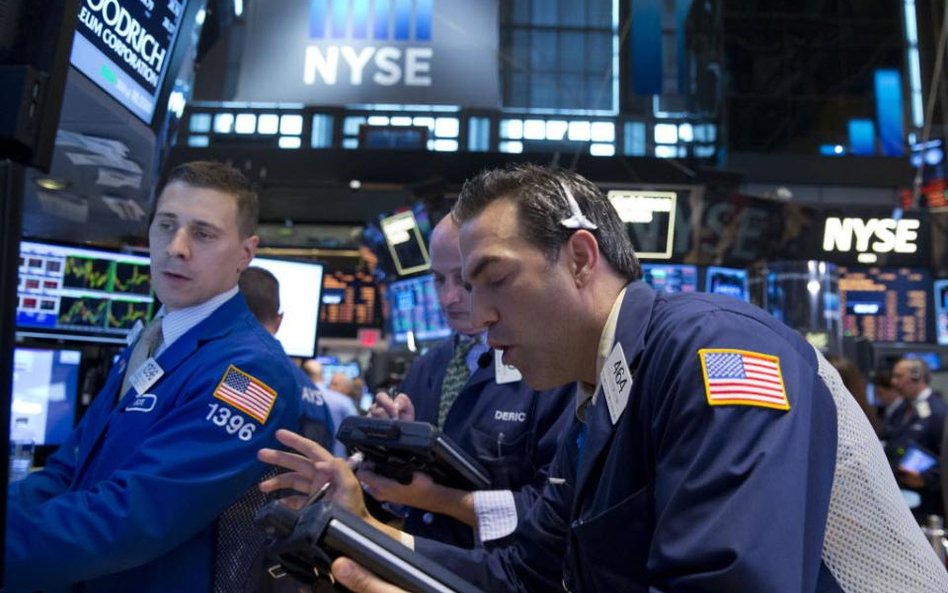 Wall Street finiszuje pod kreską
