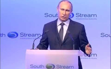 Władimir Putin wygłasza przemówienie na rozpoczęciu budowy gazociągu, który nigdy nie powstał.