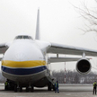 Antonow An-124 na lotnisku w Łodzi