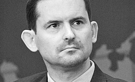 Widowisko pod dyktando rozrywkowych mediów