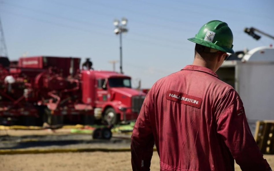 Amerykański gigant energetyczny Halliburton poinformował, że tnie zatrudnienie