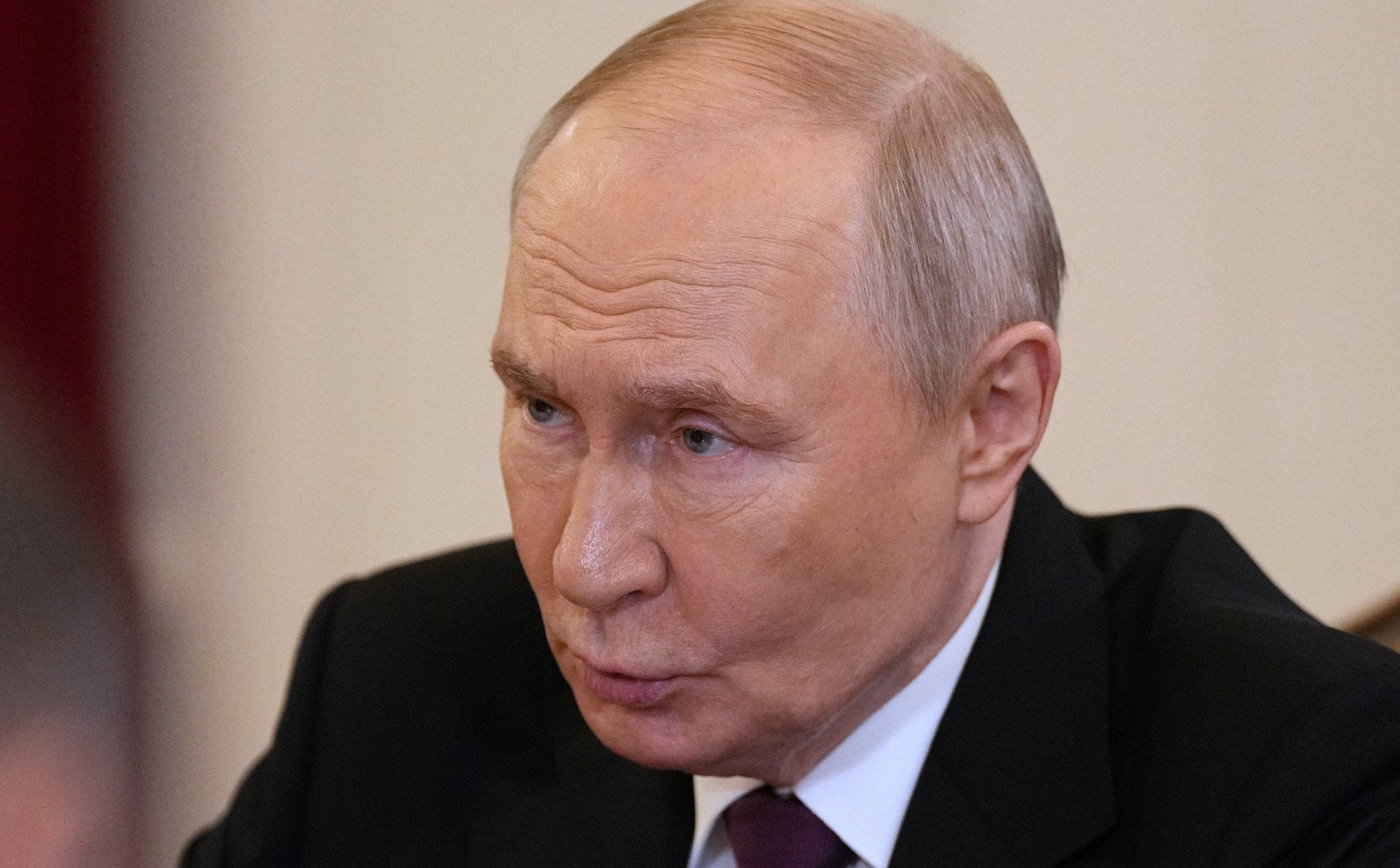 Rusłan Szoszyn: Putin znów straszy bombą atomową. Ale elity nie chcą apokalipsy