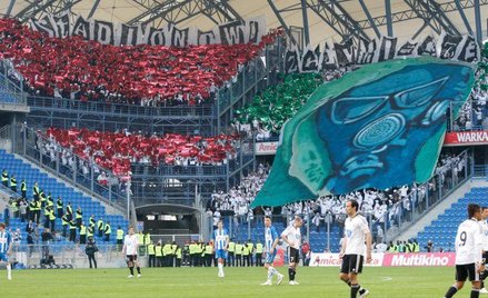 Działacze PO wstawiali się za kibicami z zakazem stadionowym