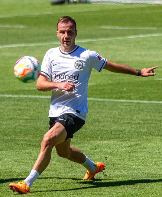 O Mario Goetze mówiono, że jest złotym chłopcem, Franz Beckenbauer nazwał go kiedyś niemieckim Messi