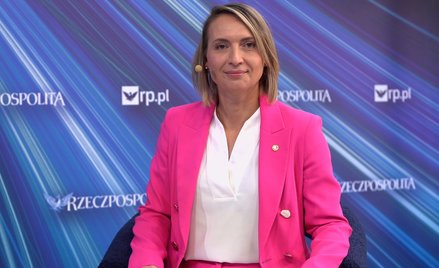 Ewelina Szczech-Pietkiewicz, profesor SGH