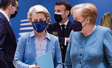 Przewodnicząca KE Ursula von der Leyen próbuje pogodzić sprzeczne interesy takich państw, jak Polska