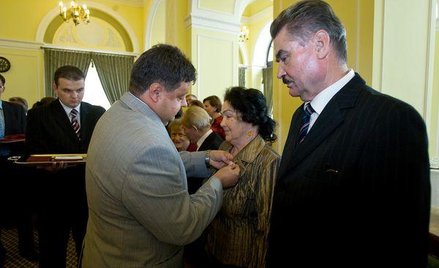Medal za długoletnie pożycie małżeńskie dla państwa Zielińskich z Warszawy