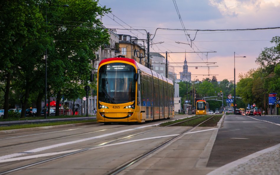 Komunikacja miejska będzie więc jeździć częściej niż w wakacje