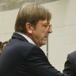 Guy Verhofstadt krytykuje postawę rządu PiS wobec zaleceń Komisji Europejskiej ws. Trybunału Konstyt