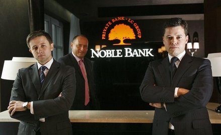 Od lewej prezes zarządu Noblebanku, Jarosław Augustyniak oraz członkowie zarządu Maurycy Kühn i Krzy