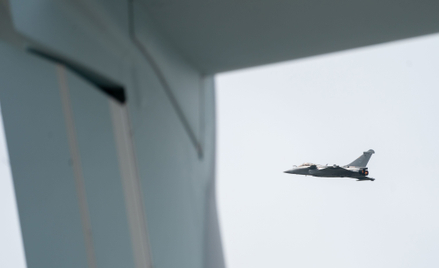 Indie kupują we Francji samoloty Rafale i okręty podwodne