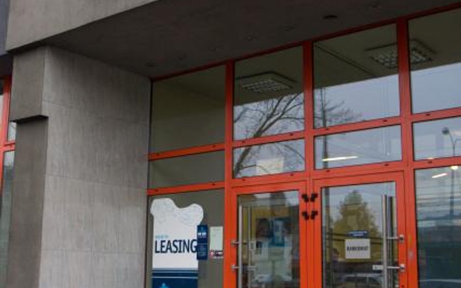 KBC kupiło 4,9 proc. akcji Kredyt Banku od Sofiny