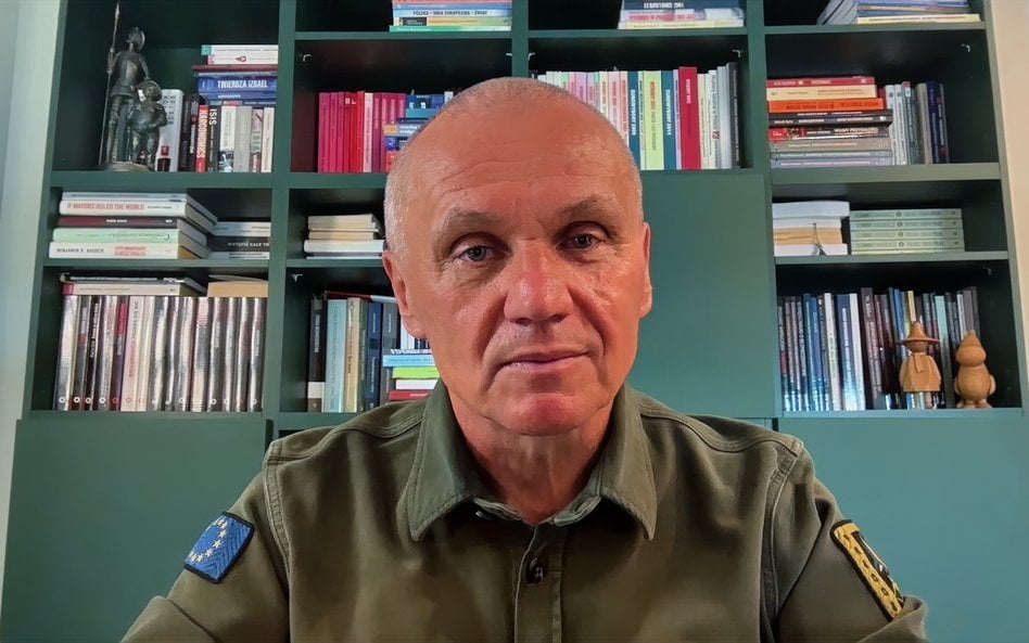 Kluczem nie jest spektakularny atak, tylko po prostu wytrwały atak – mówi gen. Roman Polko, były dow