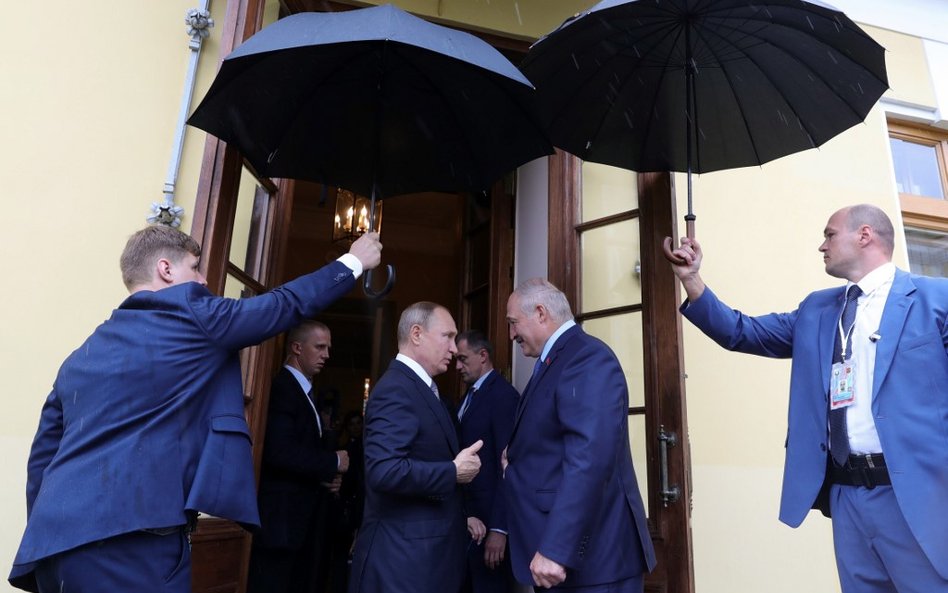 Putin pogratulował Łukaszence zwycięstwa w wyborach prezydenckich.