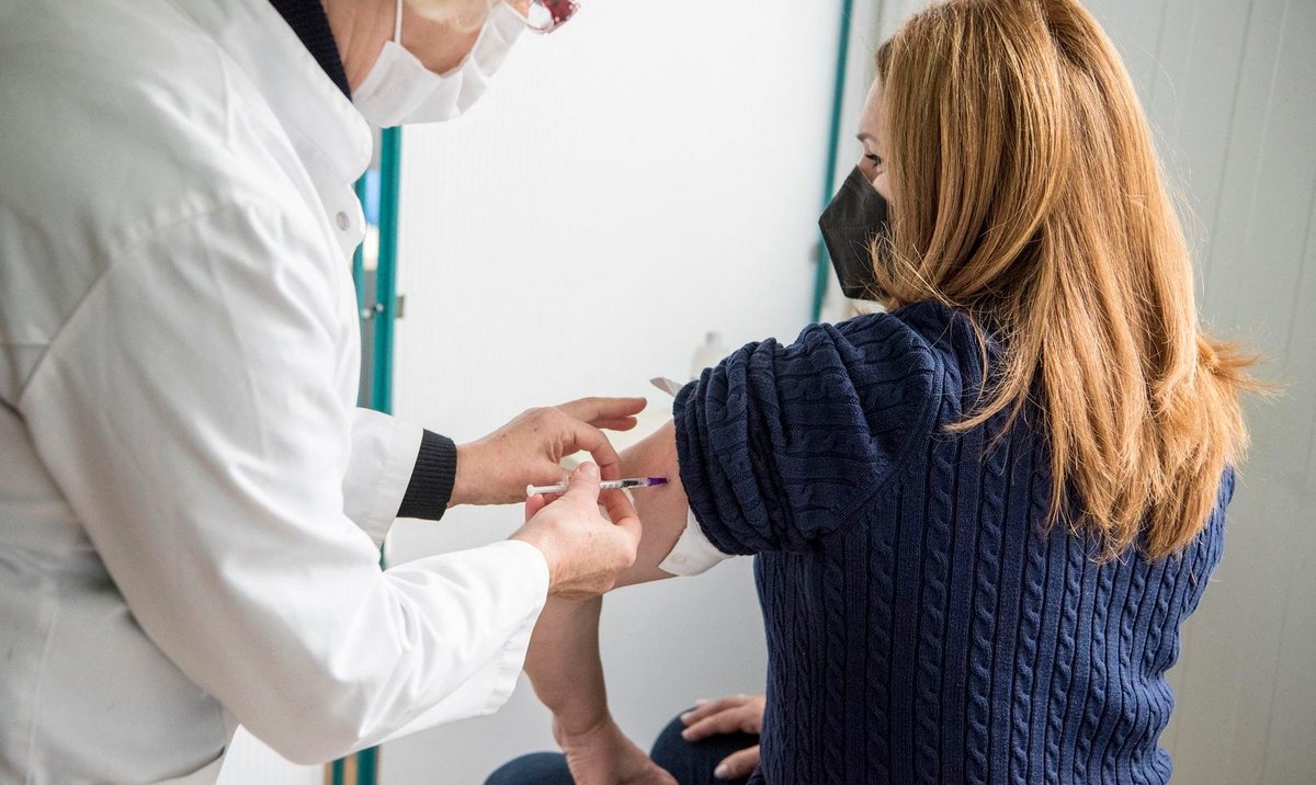 Ostrożność Po Szczepieniu Na Rotawirusy Koronawirus: niepożądane odczynny po szczepieniu nauczycieli. Nie