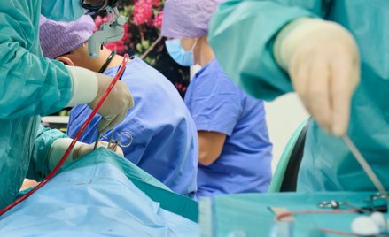 Waloryzacja wynagrodzeń medyków w 2026 r. stoi pod znakiem zapytania. Ministra zdrowia wyjaśnia