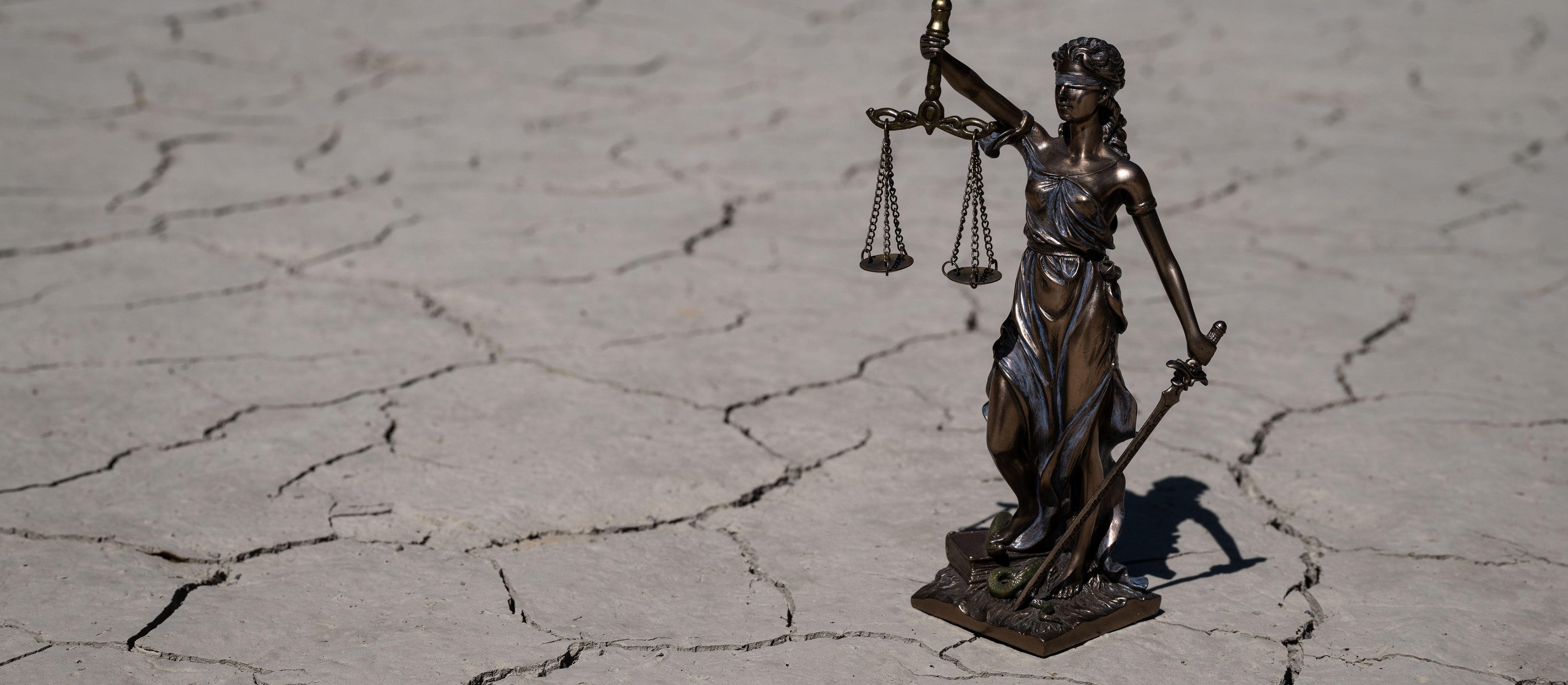 Maciej Gutowski, Piotr Kardas: Jeszcze o orzeczeniach nieistniejących i o sporze o praworządność