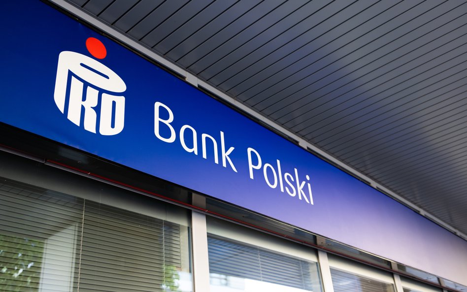 Dziwny spadek kursu PKO BP. "Winna" jest dywidenda