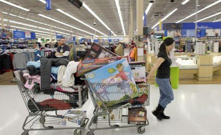 W czwartek po południu czasu polskiego kontrakty na indeksy Wall Street spadały w reakcji na gorsze 