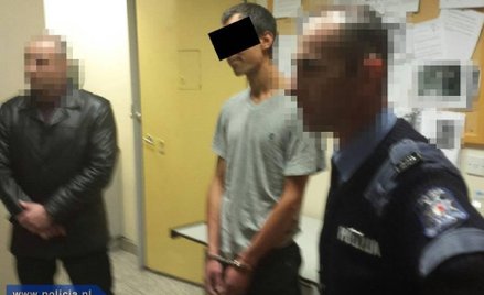 Kajetan P. po przywiezieniu z Malty w warszawskiej komendzie policji