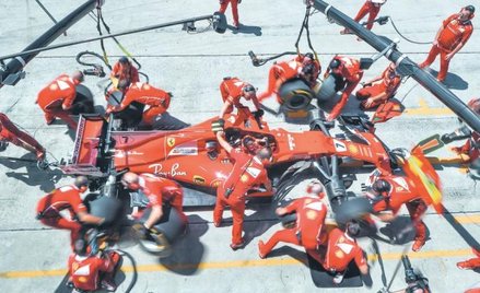 Ferrari, którego wydatki przekraczały ostatnio 400 mln dolarów na sezon, jest jedną z ekip buntujący