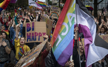 BBC o wyborach w Polsce: LGBT jako zagrożenie dla rodzin