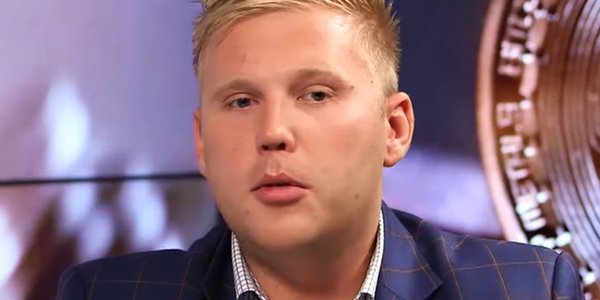 Onet: Przemysław Kral, szef Zondacrypto, nie ukrywa się za granicą sam