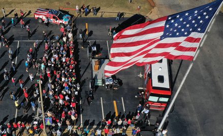 Wiec republikańskiego kandydata Herschela Walkera w mieście Warner Robins