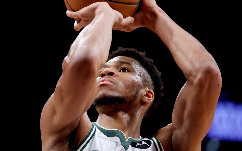 Giannis Antetokounmpo rok temu poprowadził do mistrzostwa Milwaukee Bucks