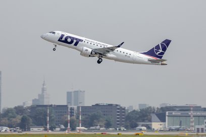 Usługa LOT Stopover umożliwia zatrzymanie się w stolicy Polski na czas od 24 godzin do 8 dni