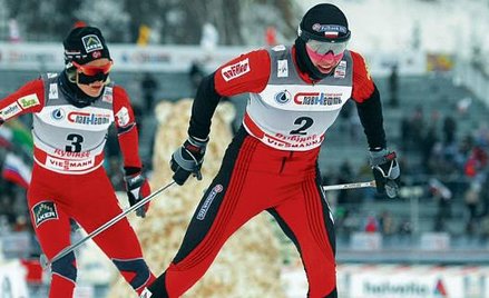 Justyna Kowalczyk w Rybińsku na 10 km była siódma, w biegu łączonym druga i prowadzi w PŚ z przewagą