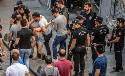 Turcja: Parada LGBT rozbita przez policję