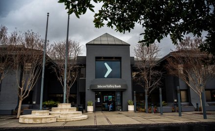 Panika wokół banku z Doliny Krzemowej. Możliwe konsekwencje