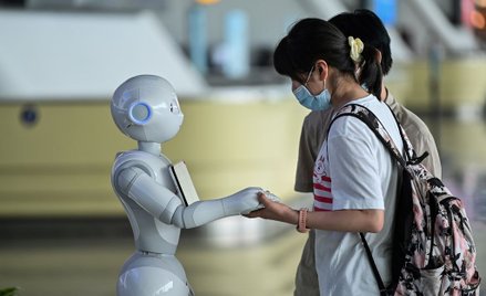Chiny chca negatywnego wyniku testu na Covid-19 od pasażerów