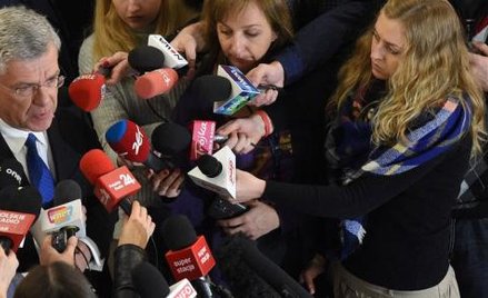 Stanisław Karczewski i dziennikarze. To tylko jeden z frontów, na których marszałek walczy w pierwsz