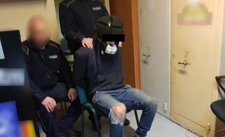Jan S. (na zdjęciu zatrzymany przez policję) zamawiał w Chinach miesięcznie nawet 100 kg składników 