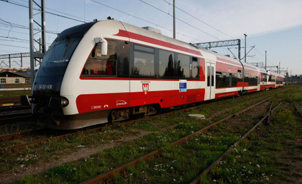 Pociąg na dworcu w Poznaniu