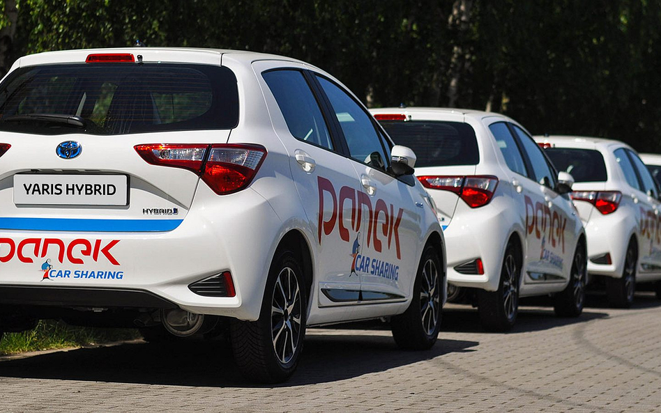 Słabszy początek sezonu pojazdów wypożyczanych na minuty