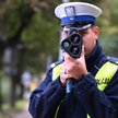 Policyjny patrol podczas kontroli drogowej