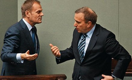 Grzegorz Schetyna twierdzi, że rozmawiał z Donaldem Tuskiem o reakcji rządu na raport MAK, zanim wyp