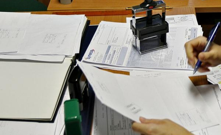 Odpisy aktualizujące należności a polityka rachunkowości