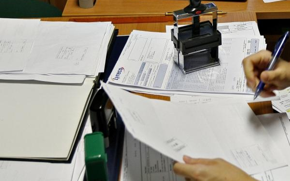 Odpisy aktualizujące należności a polityka rachunkowości